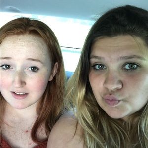 Meet your Posher, Alexis